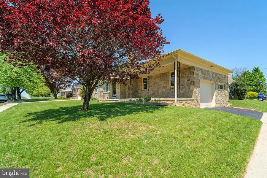 224 Park Heights Blvd, Hanover, PA 17331 - #2