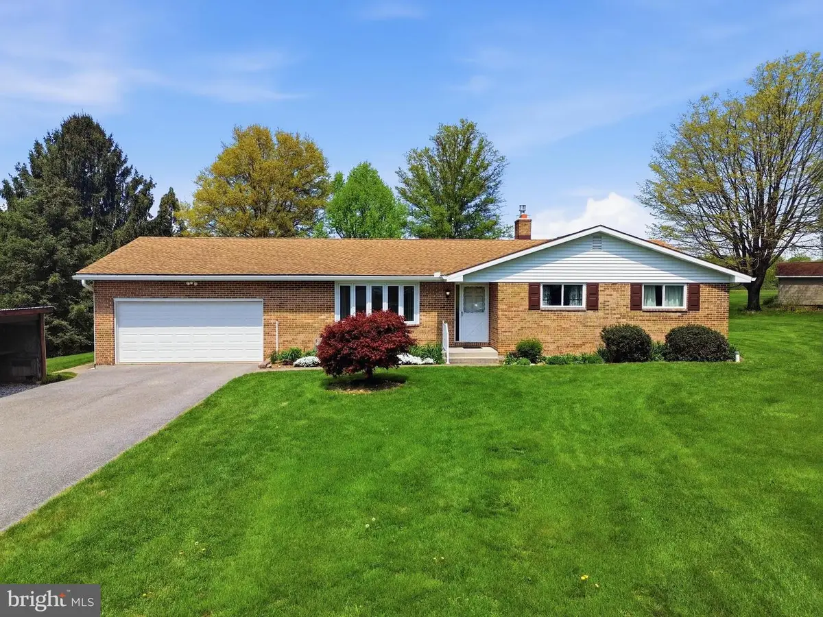 60 Catalina Dr, Mount Wolf, PA 17347 - #1