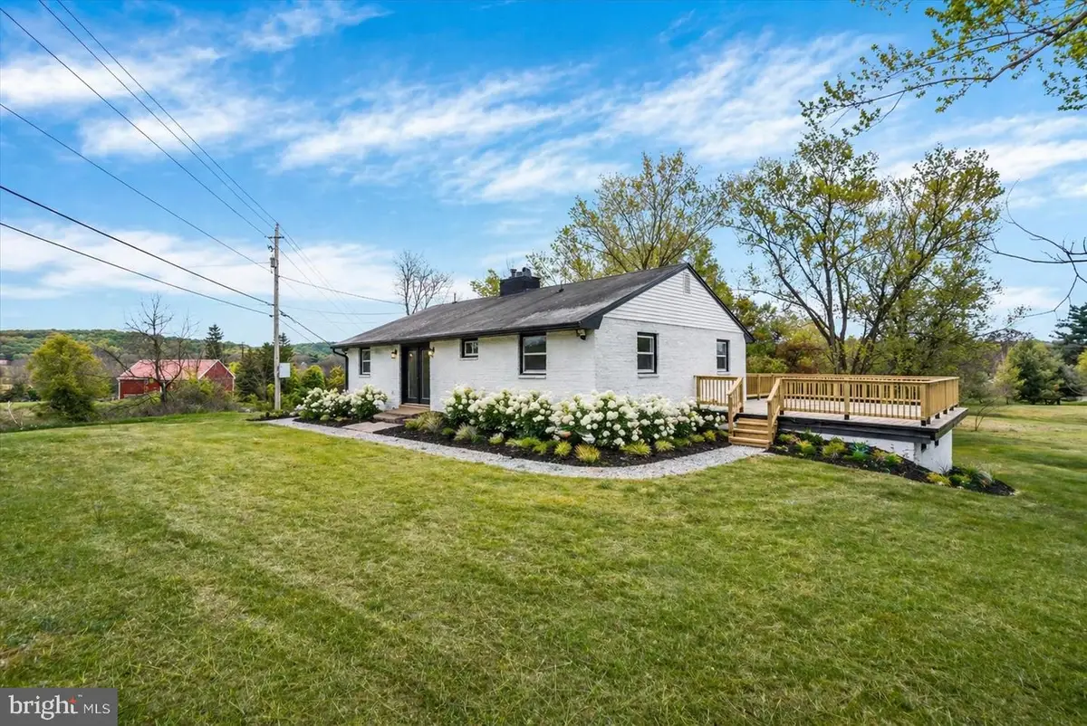 3190 Lewisberry Rd, York Haven, PA 17370 - #1