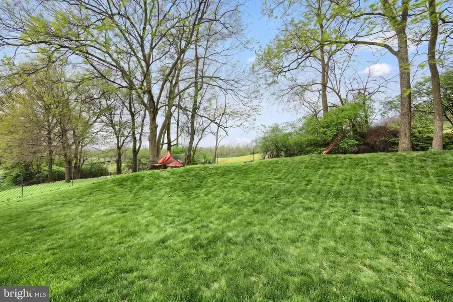 710 Apple Tree Ln, Mount Wolf, PA 17347 - #3