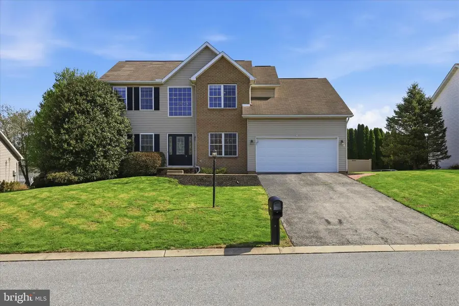 2166 Lucy Ln, York, PA 17404 - #2