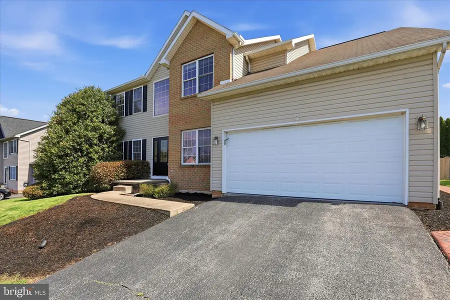 2166 Lucy Ln, York, PA 17404 - #3