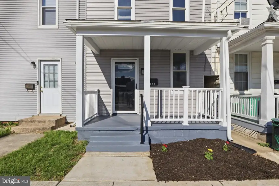 203 Fulton St, York, PA 17403 - #3