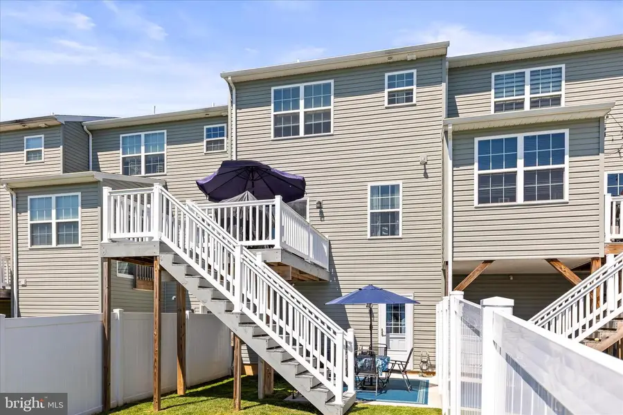 66 Ayrshire Dr, Hanover, PA 17331 - #2