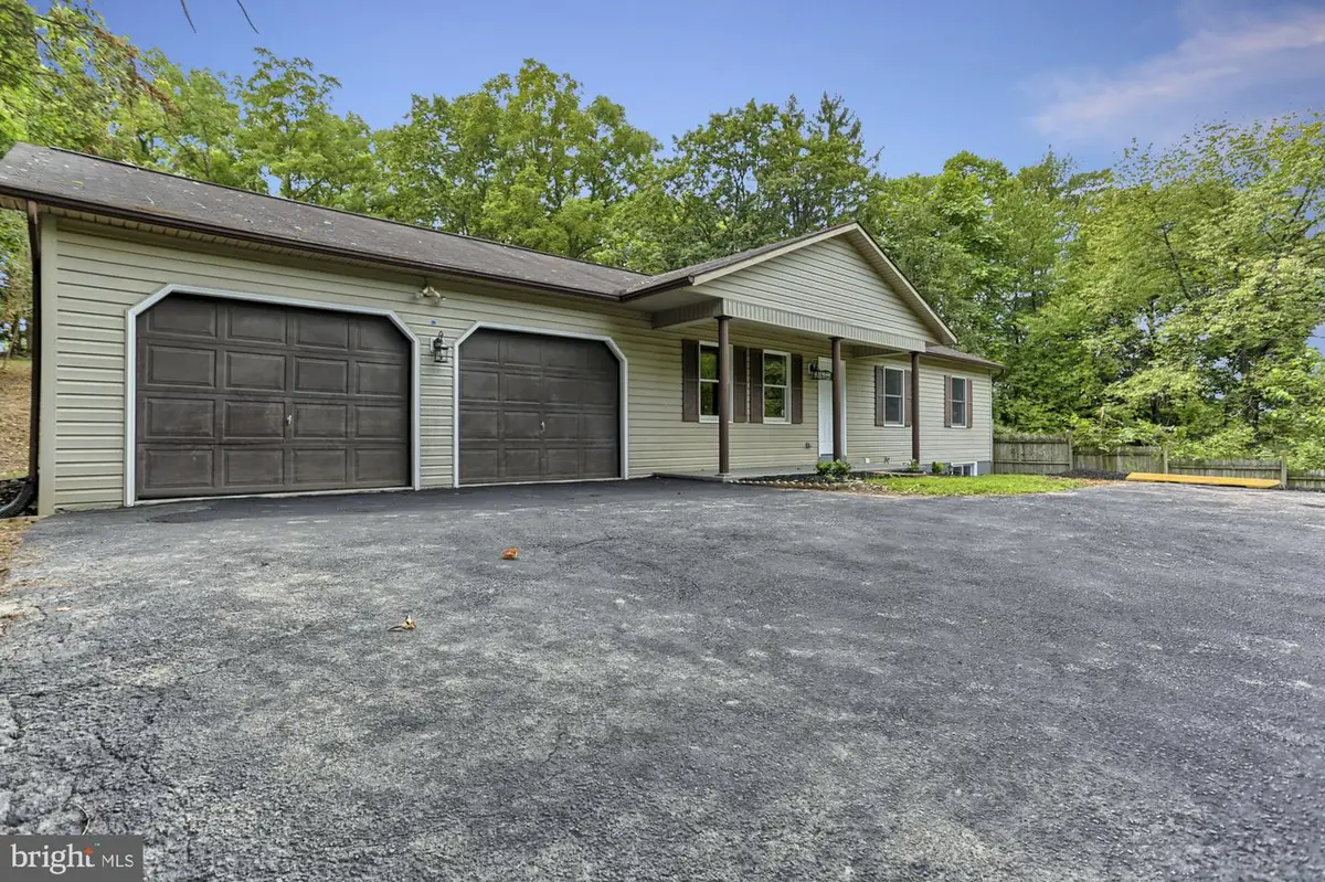 1626 Mount Rose Ave, York, PA 17402 - #1