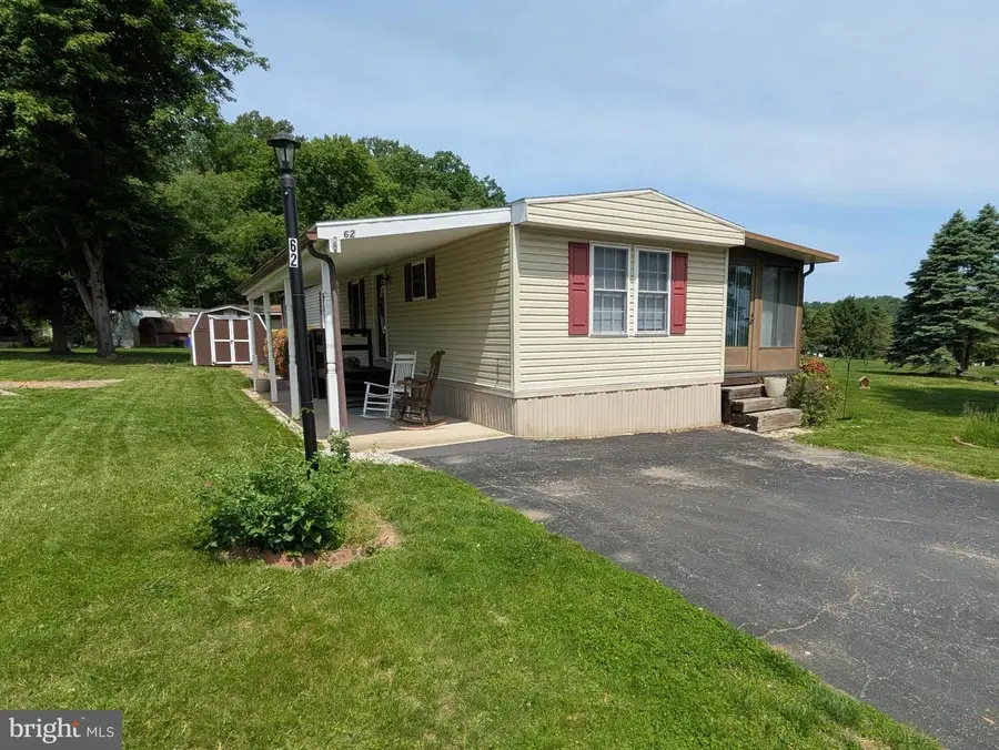 62 Oaklyn Dr, York Haven, PA 17370 - #3