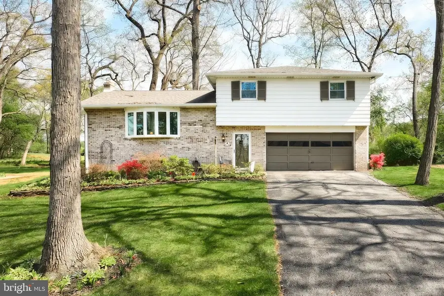 320 Holyoke Dr, York, PA 17402 - #3