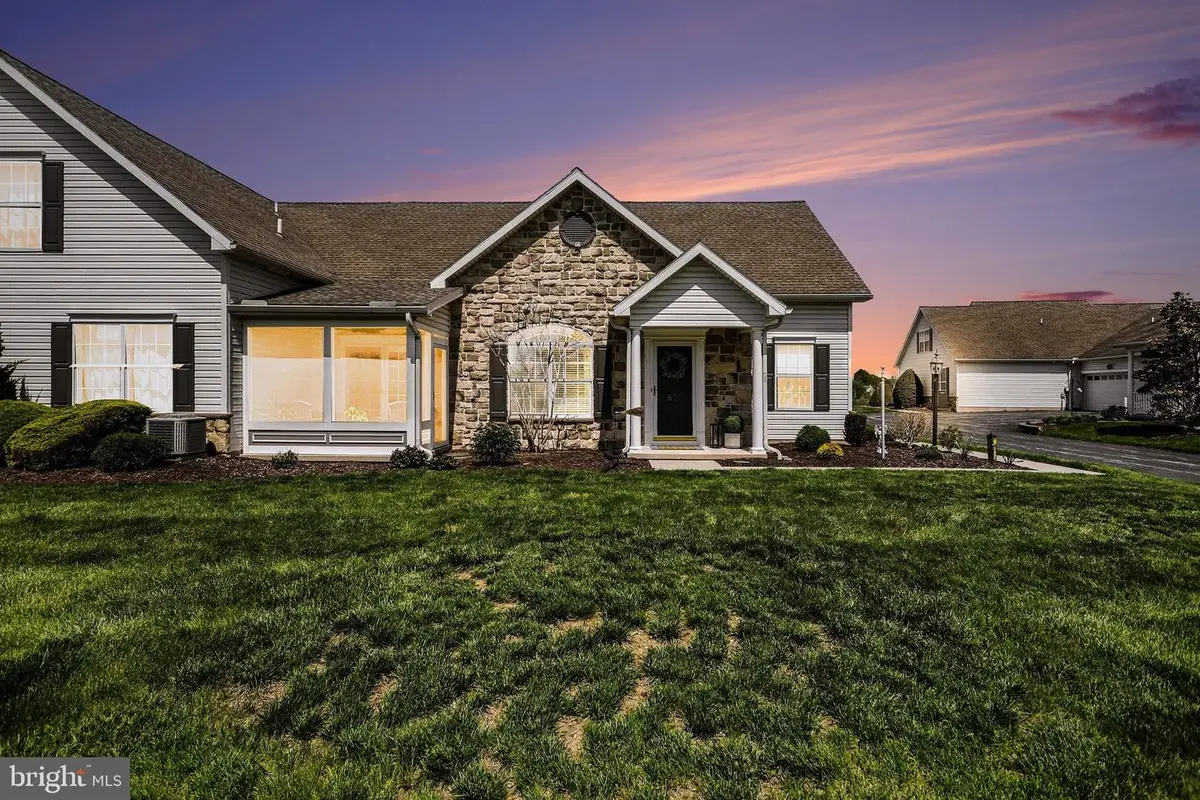 67 S Alpine Dr, York, PA 17408 - #1