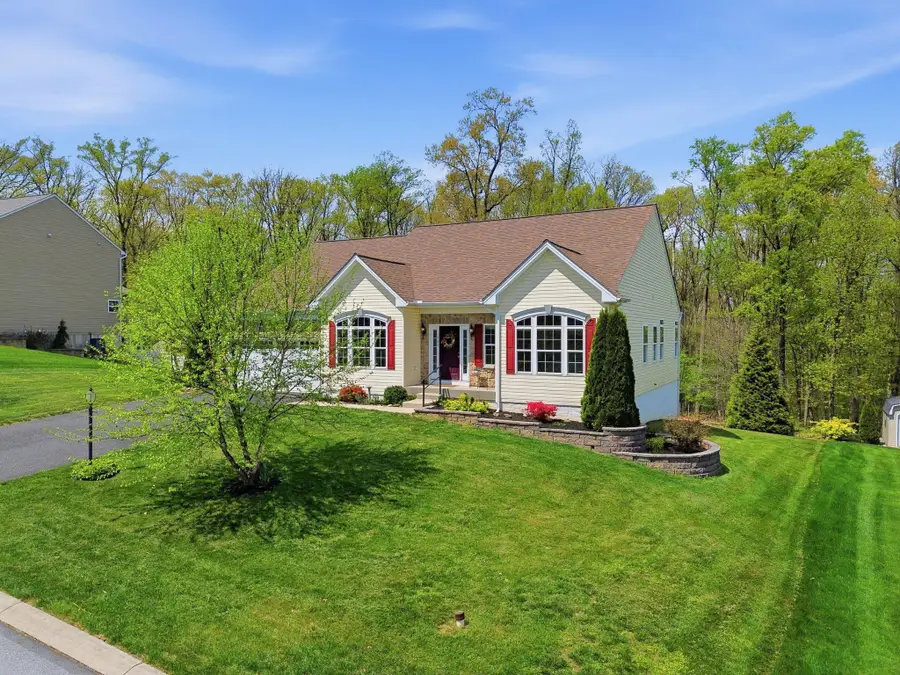 588 Misty Hill Dr, Delta, PA 17314 - #2