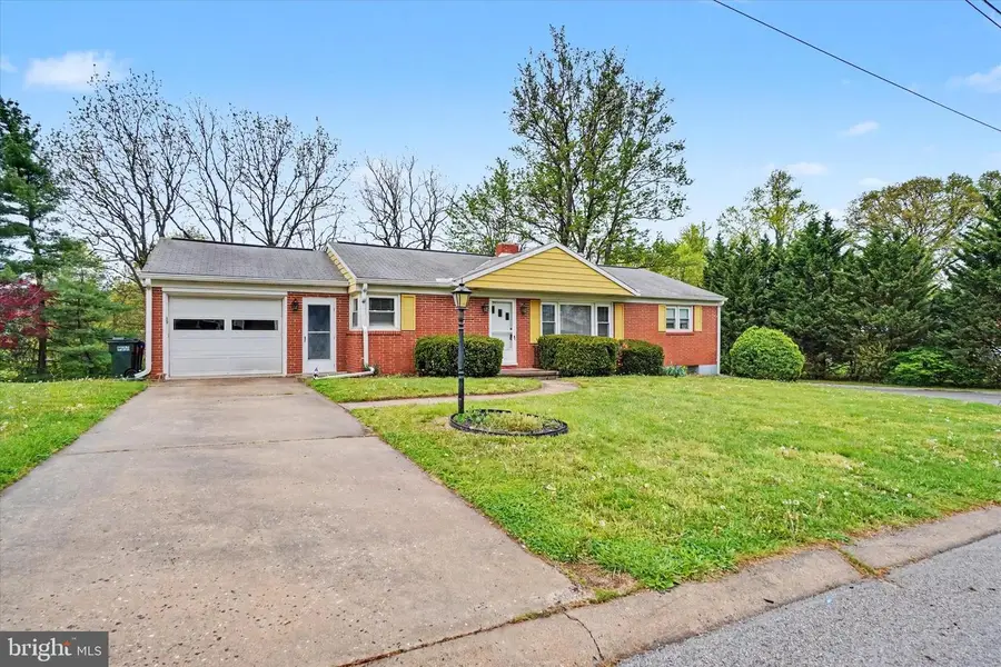 2401 Emerald Ave, York, PA 17408 - #2