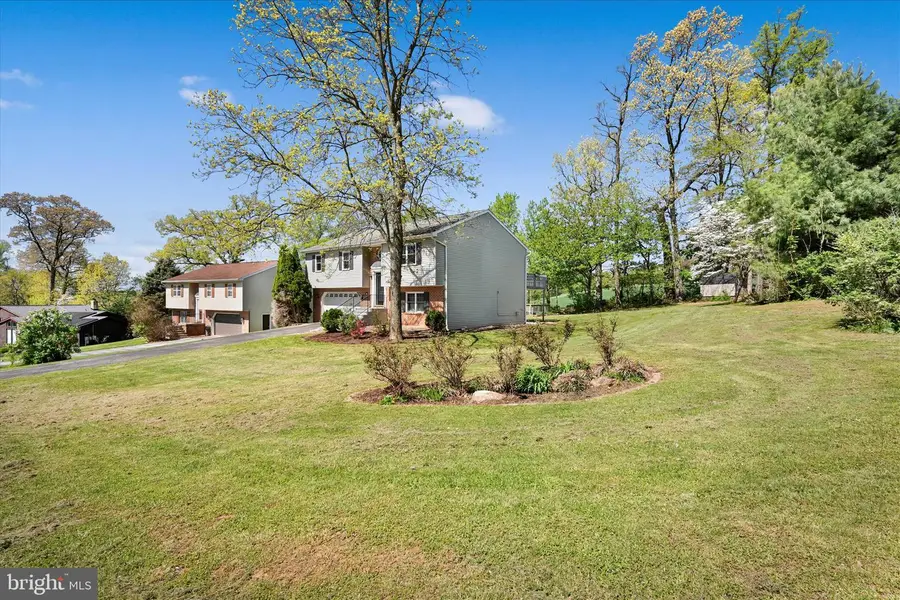 301 Larkin Dr, Red Lion, PA 17356 - #3