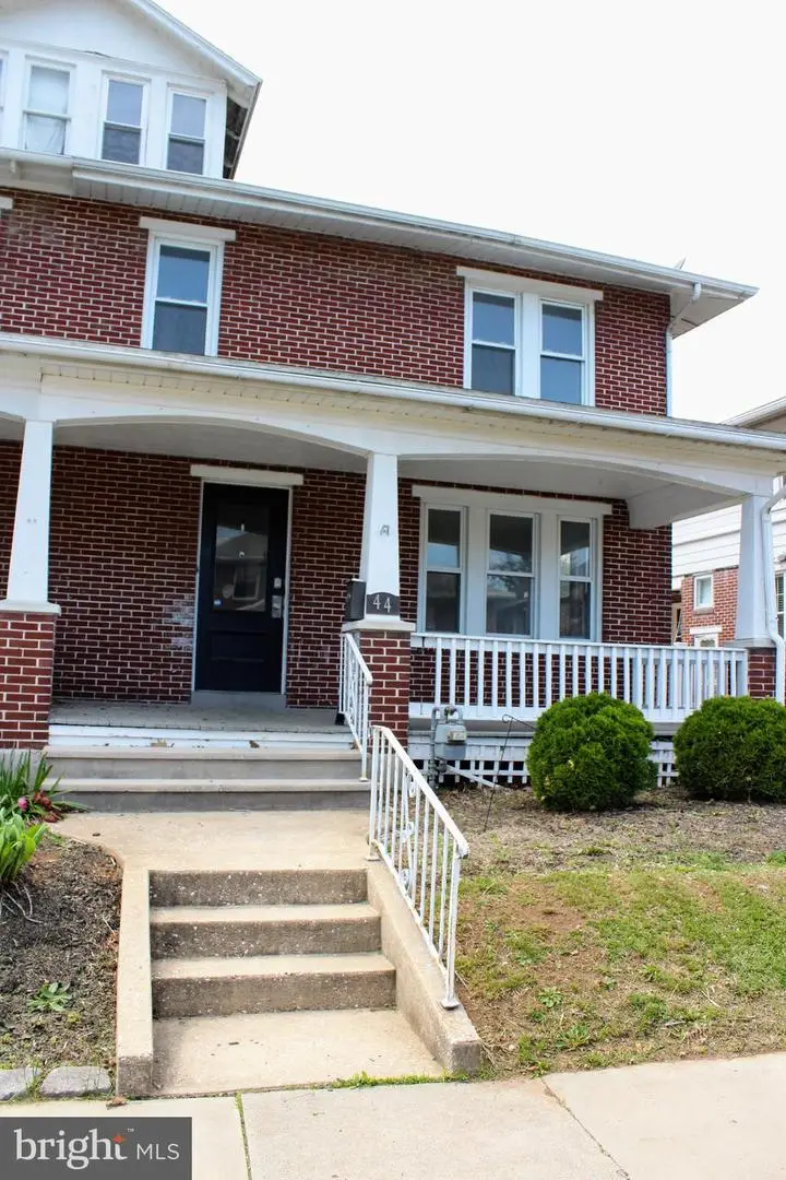 44 N Clinton St, York, PA 17404 - #1