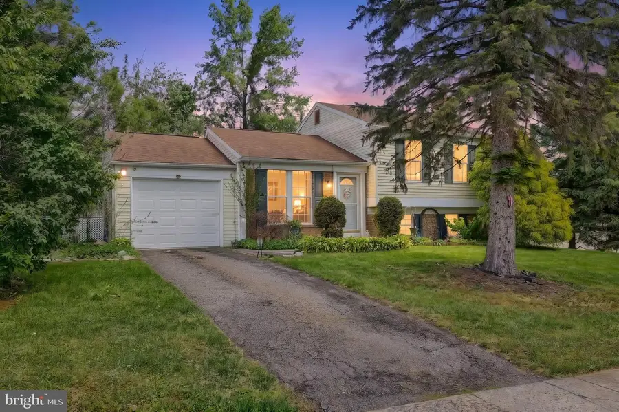 3911 Sandra Dr, York, PA 17402 - #2