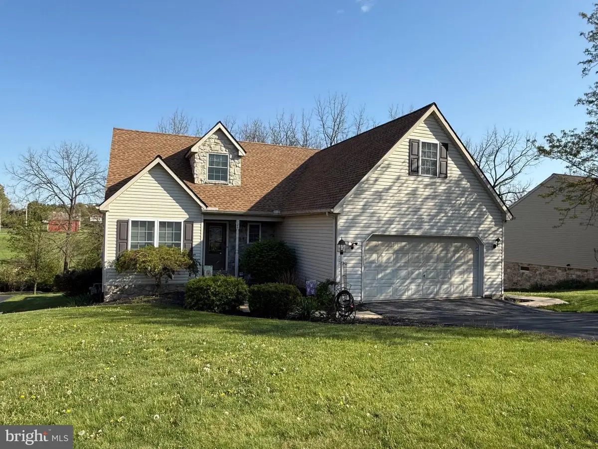 126 Cranbrook Dr, Dover, PA 17315 - #1