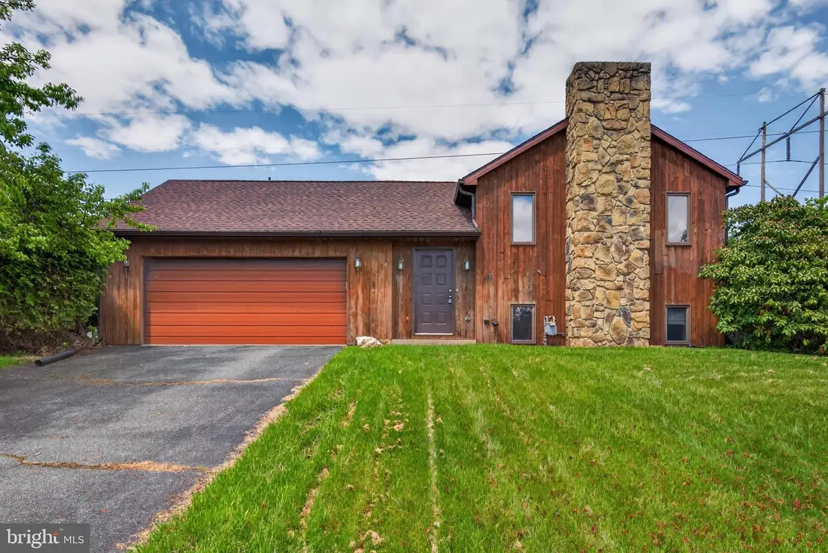 342 Larkin Dr, Red Lion, PA 17356 - #1