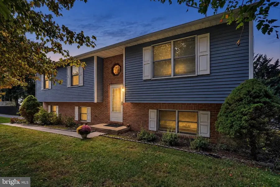 65 Woodland Dr, Shrewsbury, PA 17361 - #2