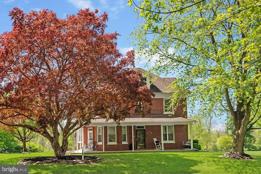 2478 Croll School Rd, York, PA 17403 - #2