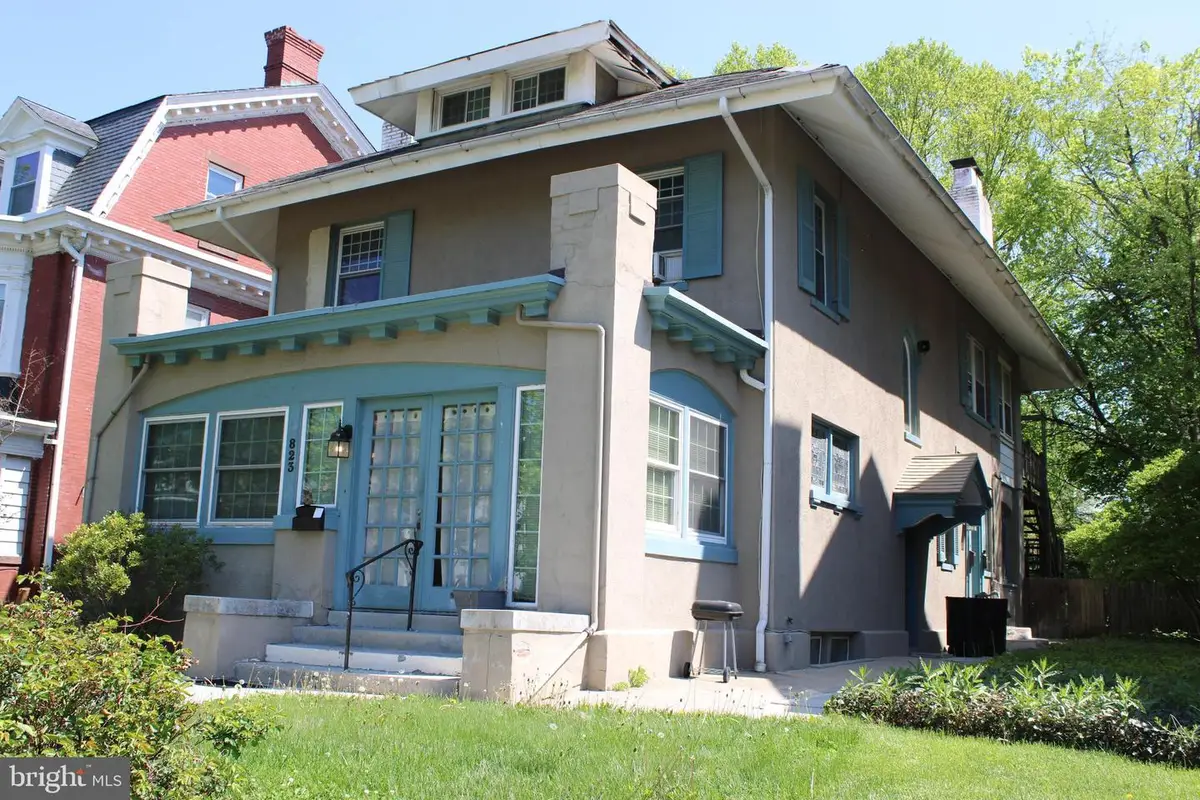 823 S George St, York, PA 17403 - #1