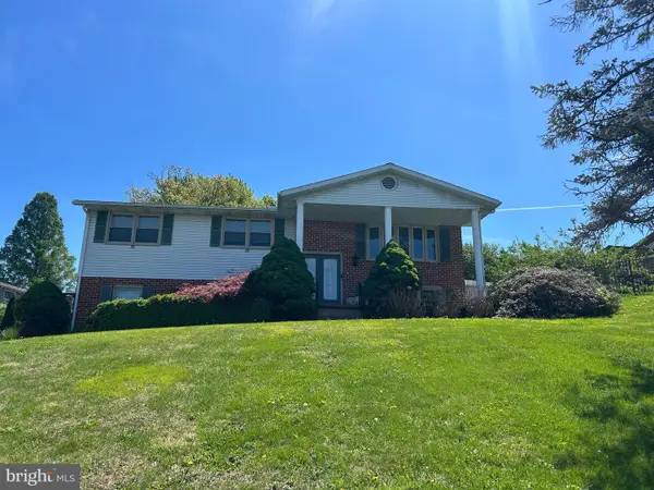 2950 Lehigh Rd, YORK, PA 17402