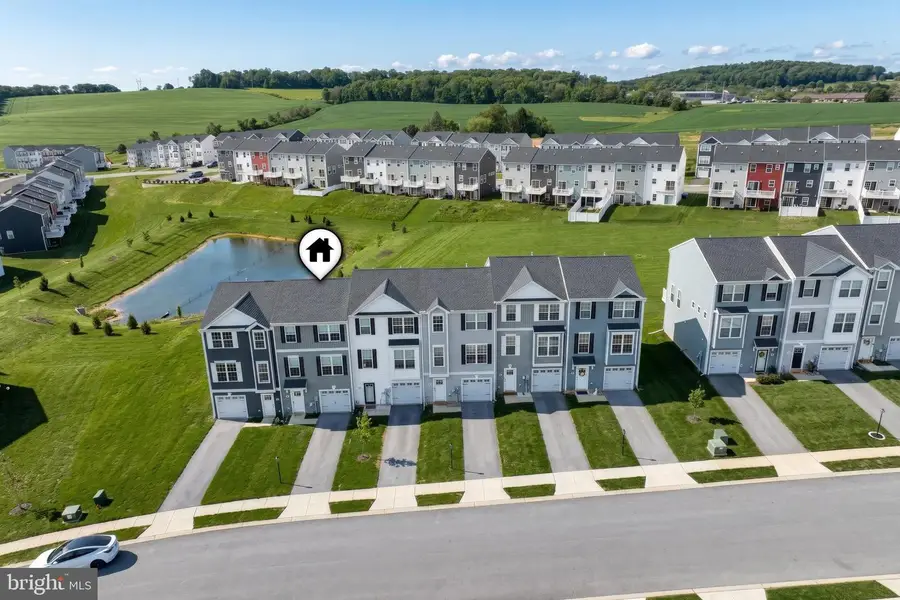 242 Hudson Blvd, Red Lion, PA 17356 - #2