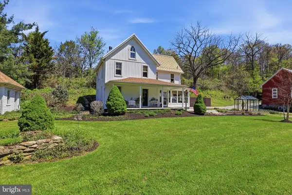 1689 Tolna Junction Ln, NEW FREEDOM, PA 17349
