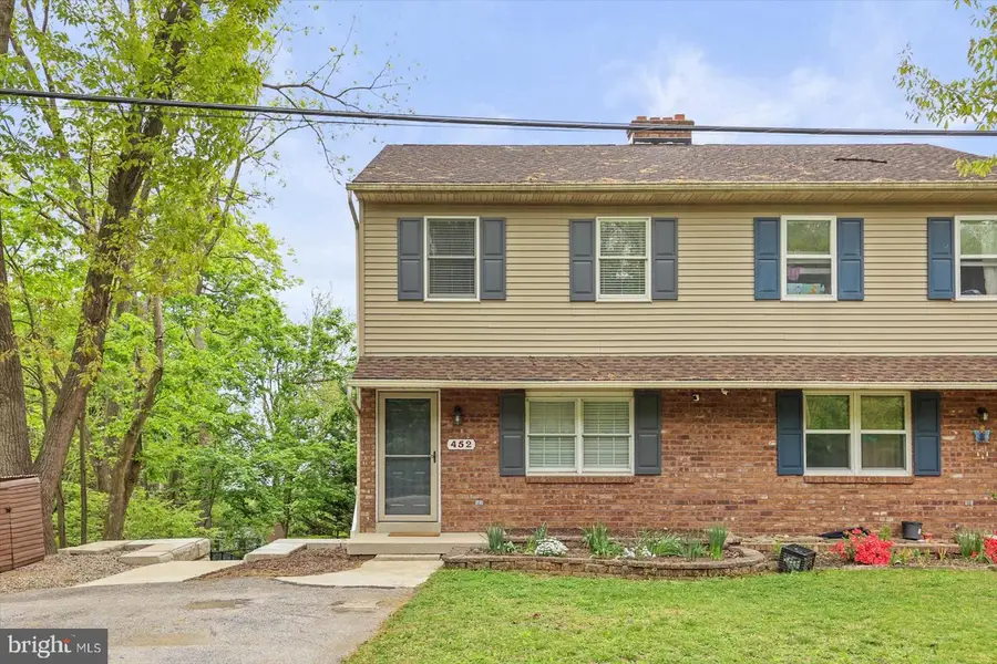 452 S Center St, Hanover, PA 17331 - #2