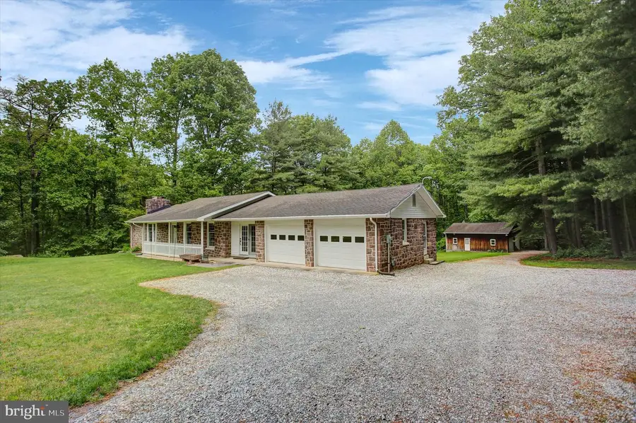 3501 Colonial Rd, Dover, PA 17315 - #2
