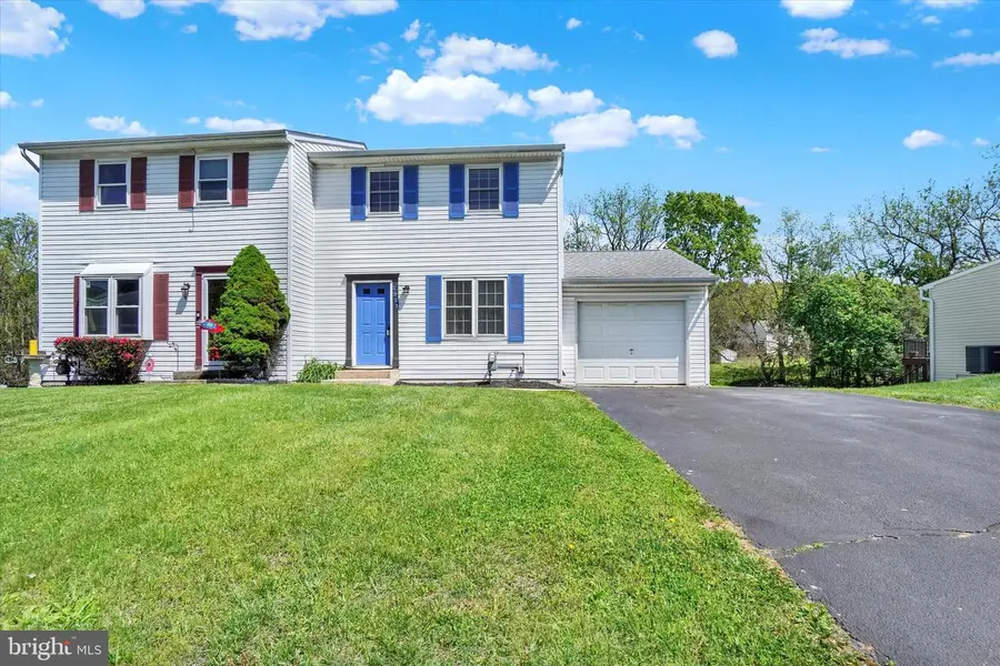 1911 Pin Oak Dr #4, York, PA 17402 - #2