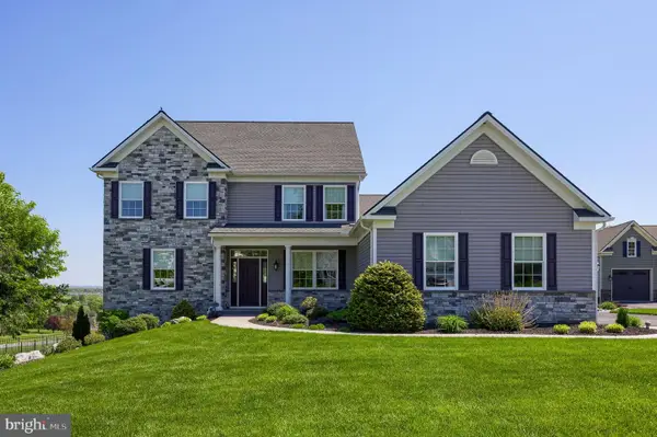 217 Hauer Ter, SPRING GROVE, PA 17362