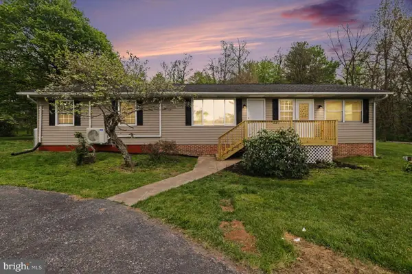 207 Scotch Pine Rd, DILLSBURG, PA 17019