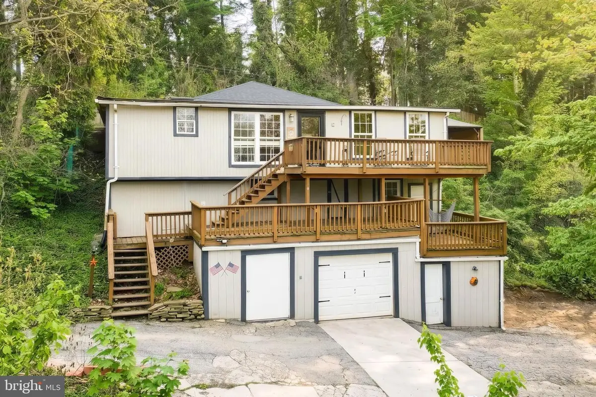 65 Pine Creek Ln, York, PA 17404 - #1