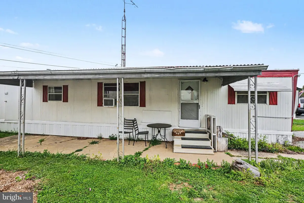 509 Middleview Dr, York, PA 17402 - #1
