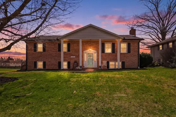 2874 Sunset Dr, DALLASTOWN, PA 17313