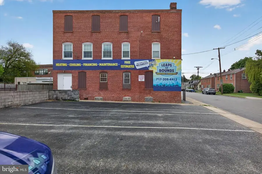 711 Mckenzie St & 156 E Cottage Pl, York, PA 17401 - #2
