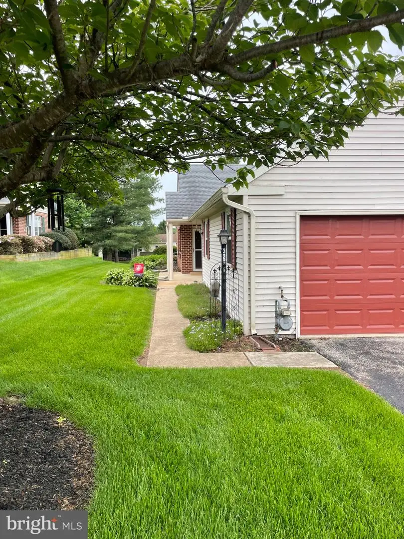 3276 Falcon Ln, Dover, PA 17315 - #3