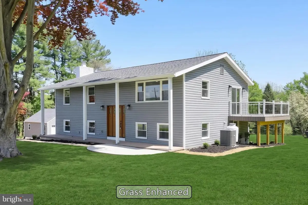 823 Baltimore St, Dillsburg, PA 17019 - #1