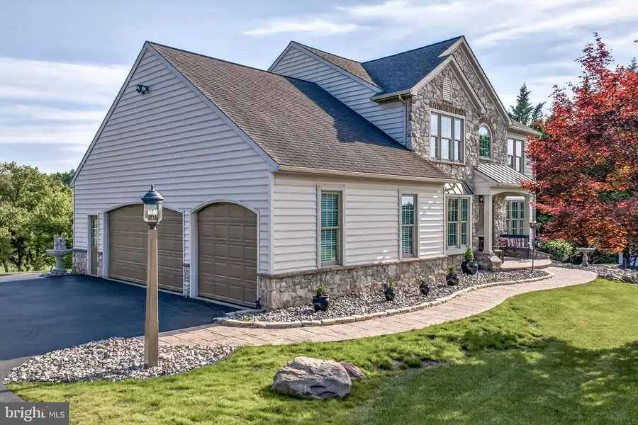 2510 Donlenik Dr, York, PA 17402 - #2