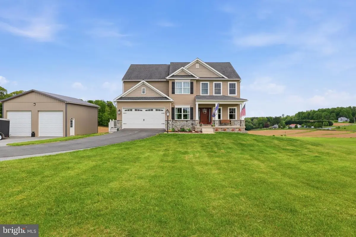 6792 Hickory Rd, Stewartstown, PA 17363 - #1