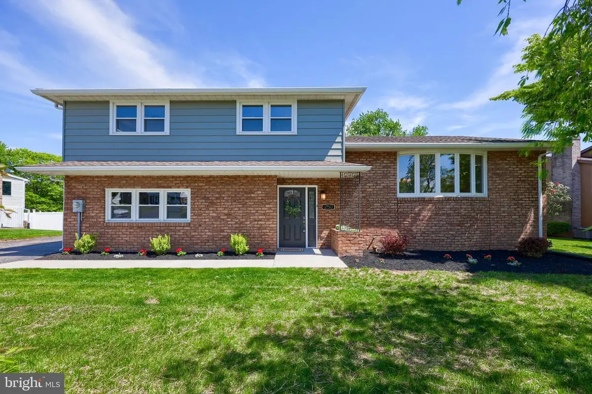 250 Nollyn Dr, Dallastown, PA 17313 - #1