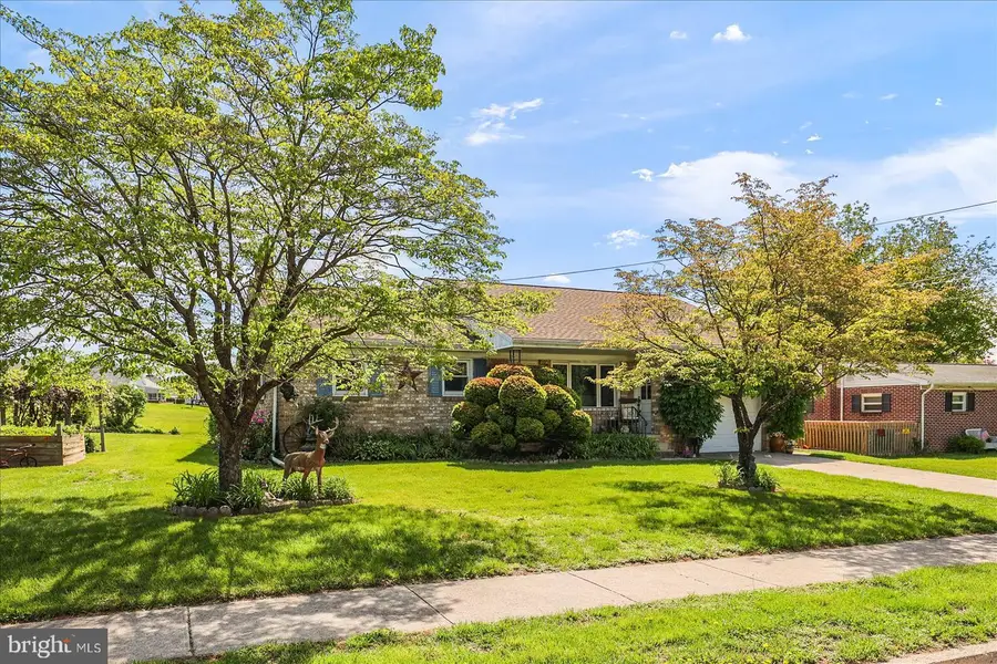 1021 High St, Hanover, PA 17331 - #3