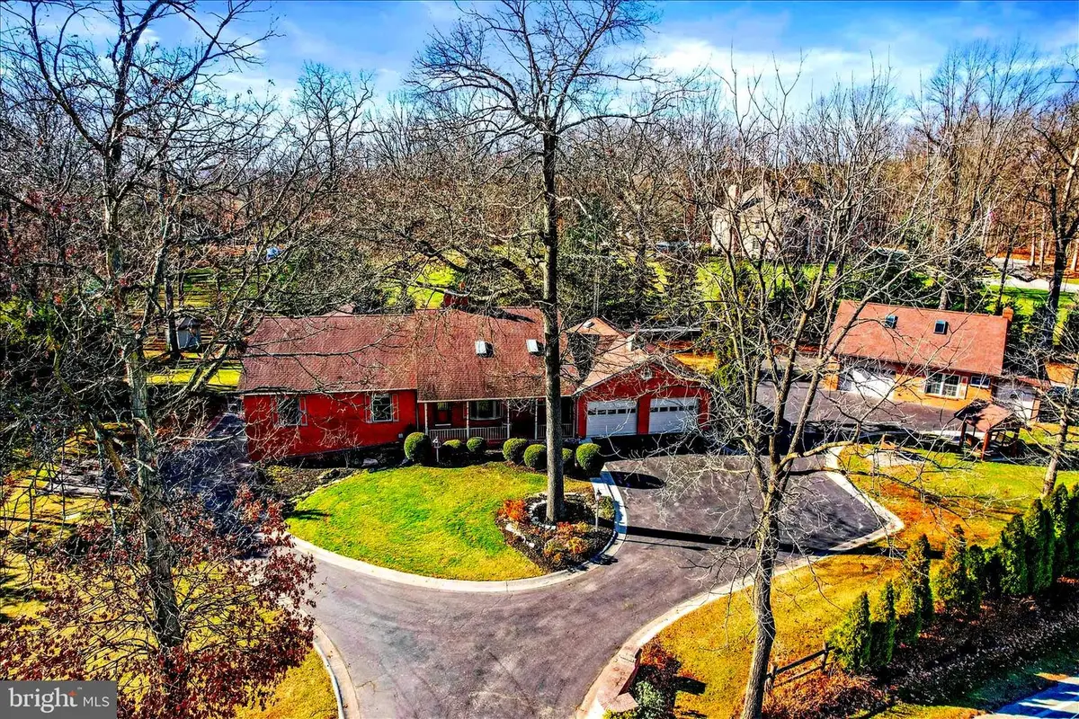 320 Dubs Church Rd, Hanover, PA 17331 - #1