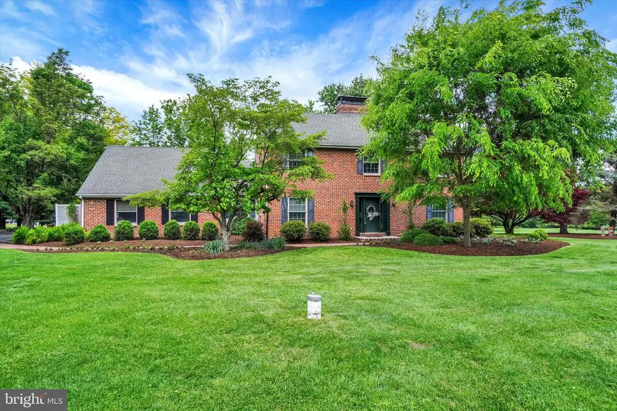 3701 Trout Run Rd, York, PA 17406 - #1