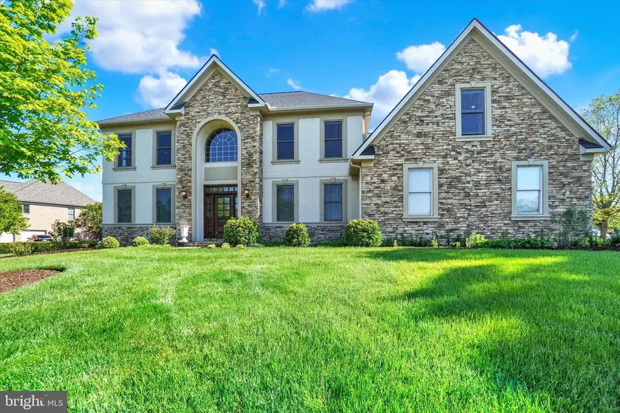 1302 Wicklow Dr, York, PA 17404 - #2