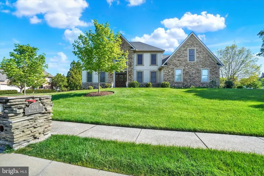1302 Wicklow Dr, York, PA 17404 - #3