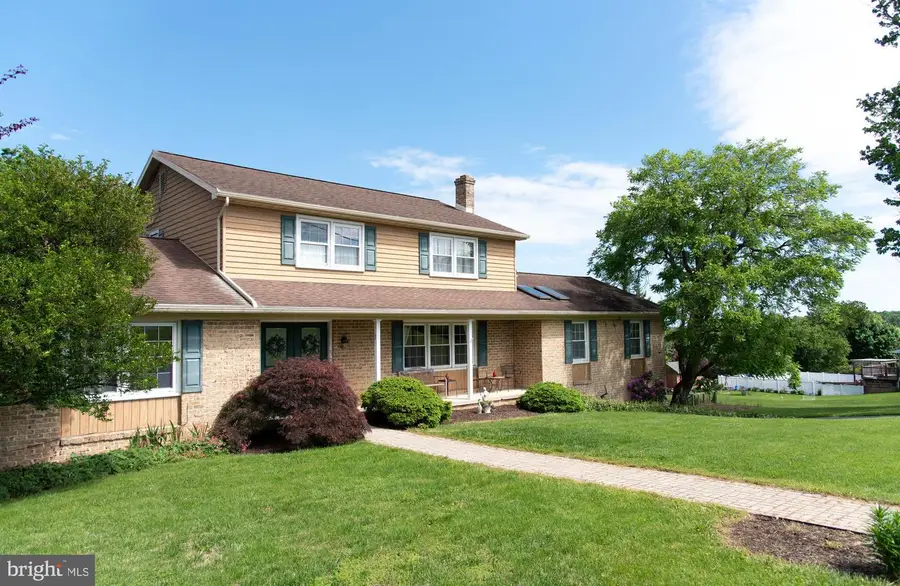 100 Albright Dr, Hanover, PA 17331 - #2