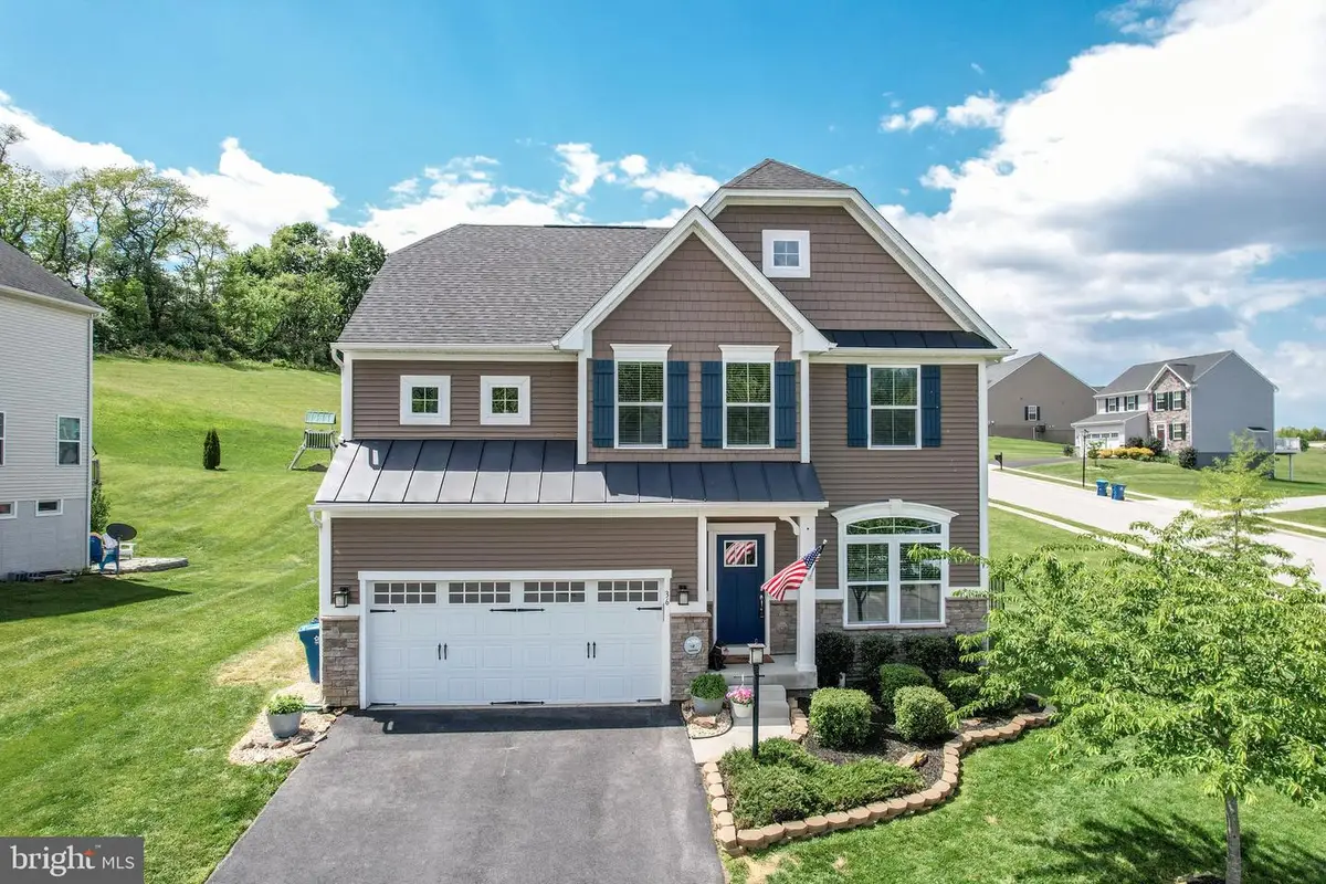 36 Rockdale Dr, Seven Valleys, PA 17360 - #1