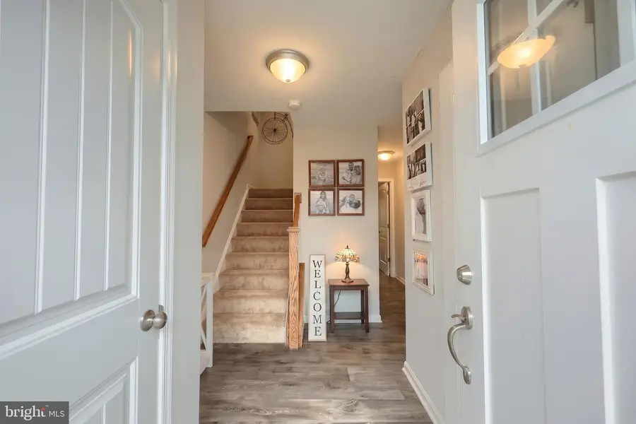 63 Overlook Dr, Hanover, PA 17331 - #3