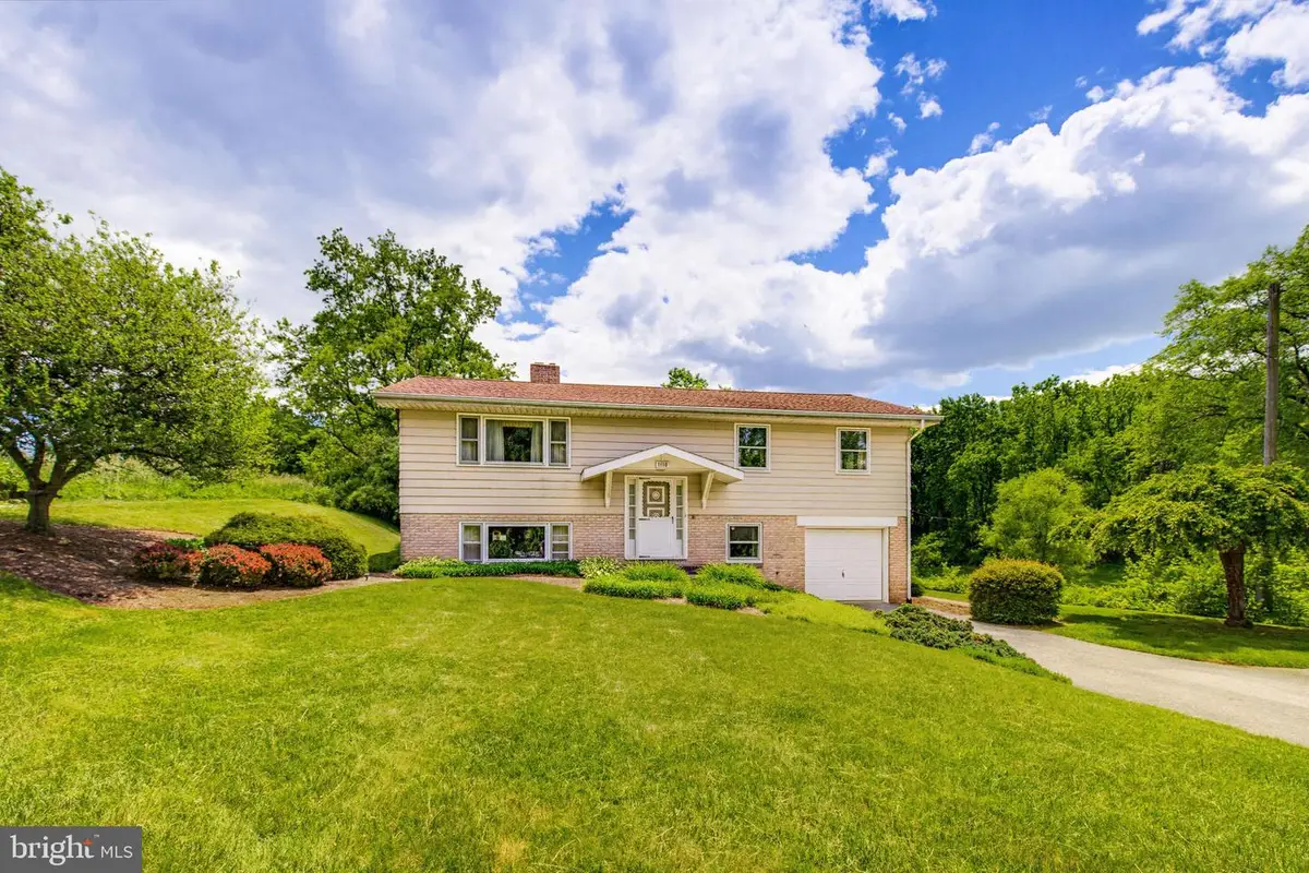 1110 Lombard Rd, Red Lion, PA 17356 - #1