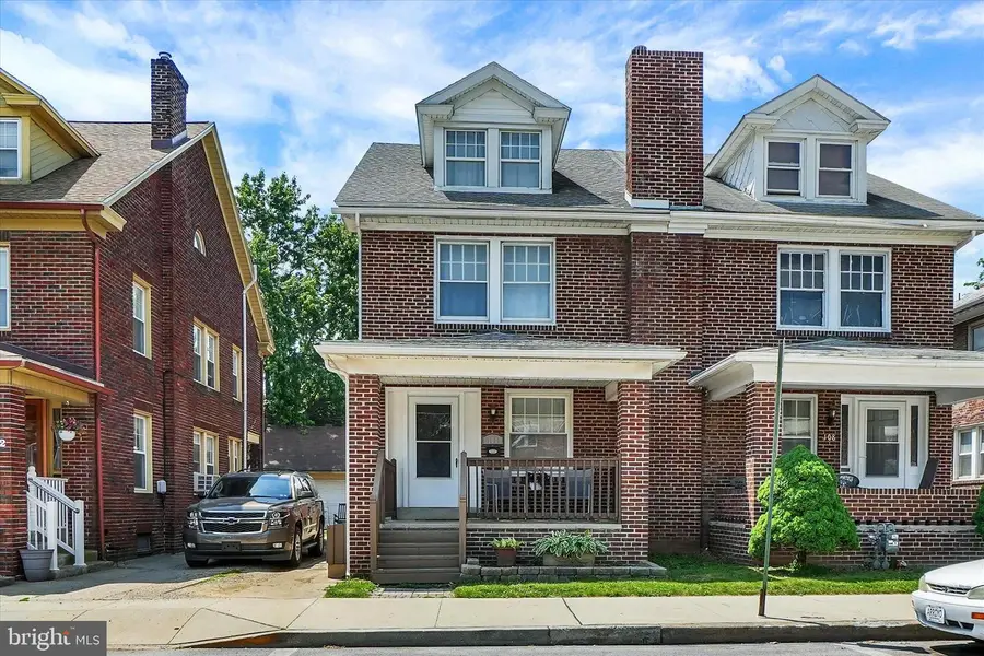 104 N Seward St, York, PA 17404 - #3