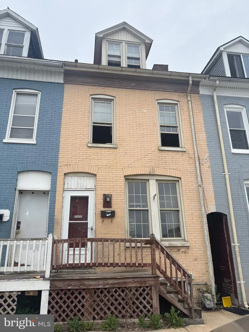 633 York St, York, PA 17403 - #1